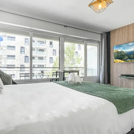 Homey Garden - Parking Gratuit, Balcon, Proche Tram, Netflix